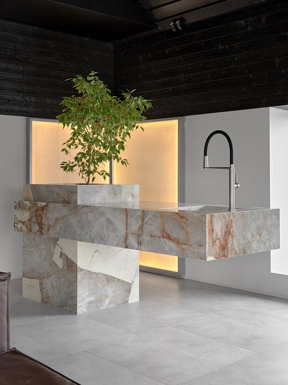 Эффектная столешница из кварцита Patagonia Extra Эффектная столешница из кварцита Patagonia Extra