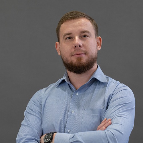 Хамраев, Артур